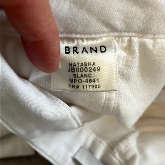 J BRAND Natasha White Button-Detail Women's Skinny Jeans, Size 30 - Picture 6 of 15